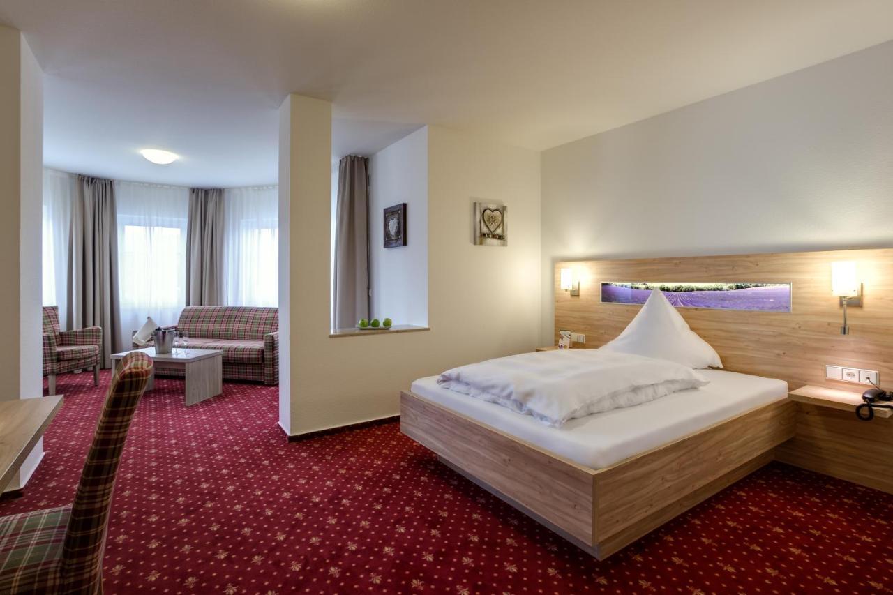 Edelfinger Hof Hotell Bad Mergentheim Exteriör bild